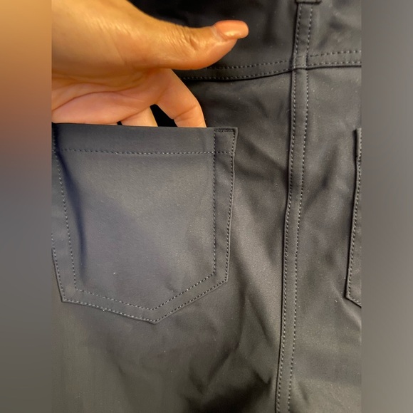 Lululemon pants - Picture 7 of 8